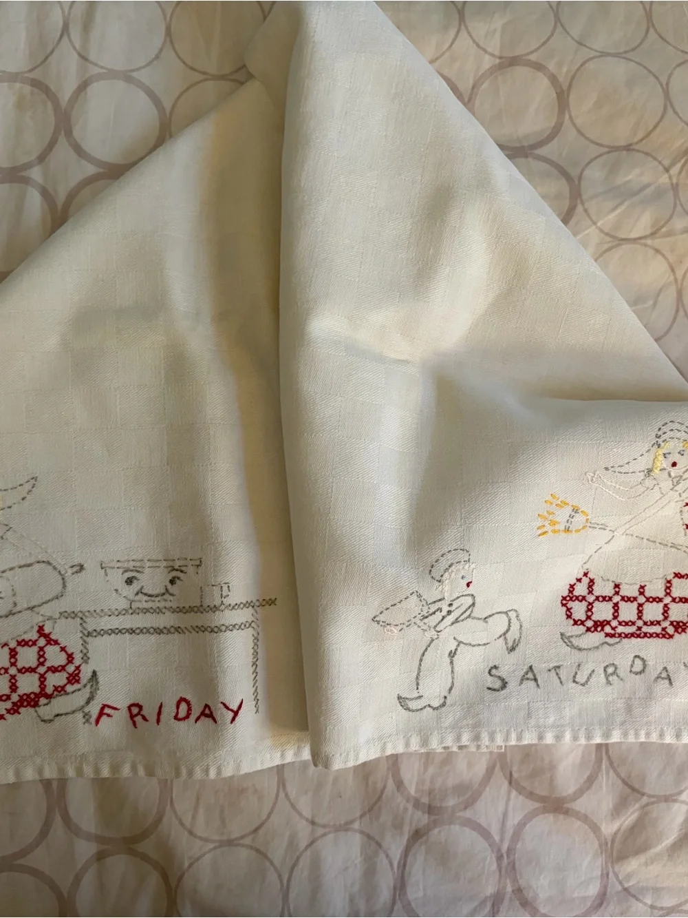 Vintage Red Embroidered Days of Week Kitchen Towel. Set of 4